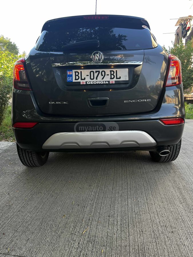 Buick Encore 2017 — photo 2