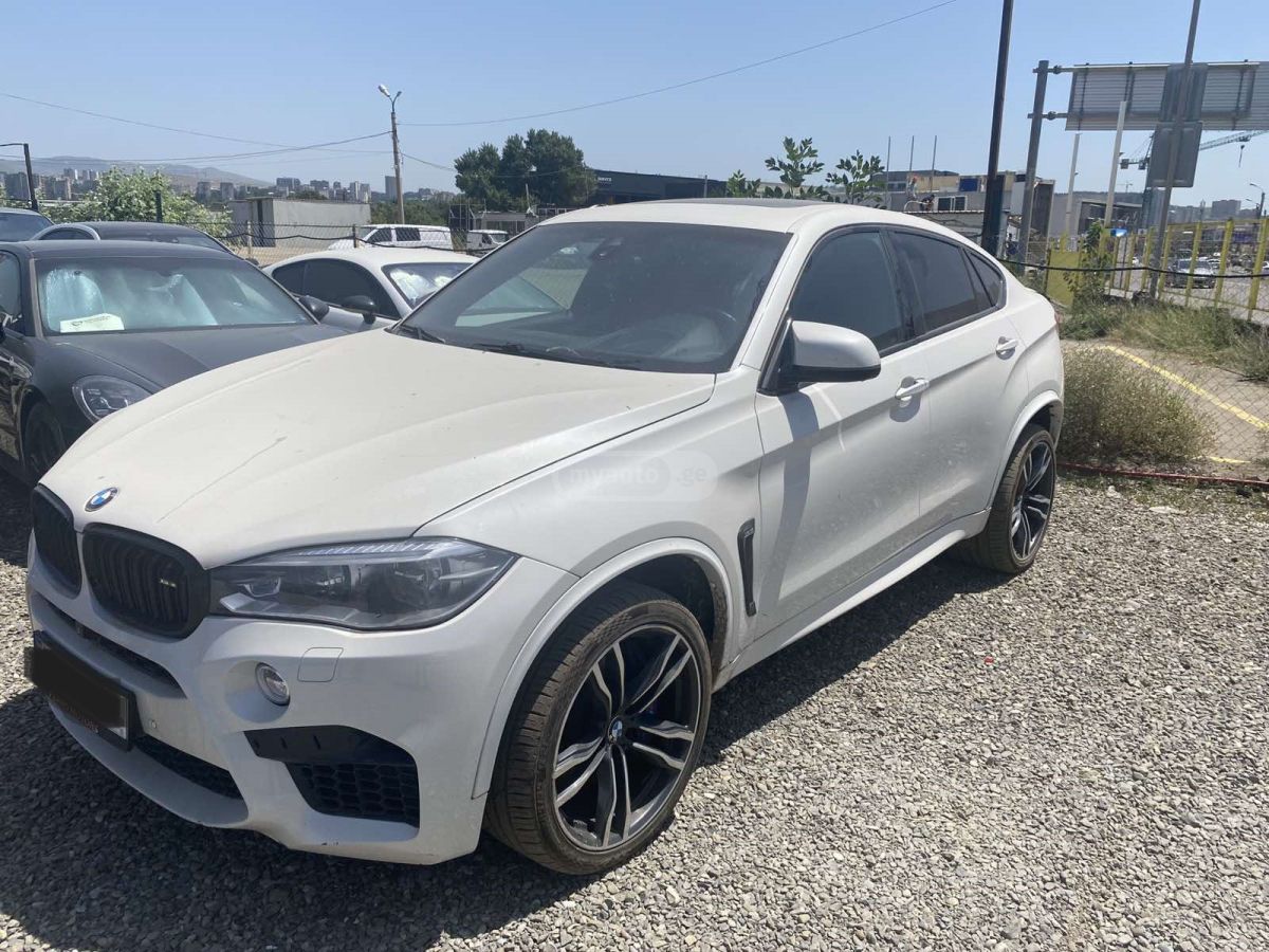 BMW X6 M