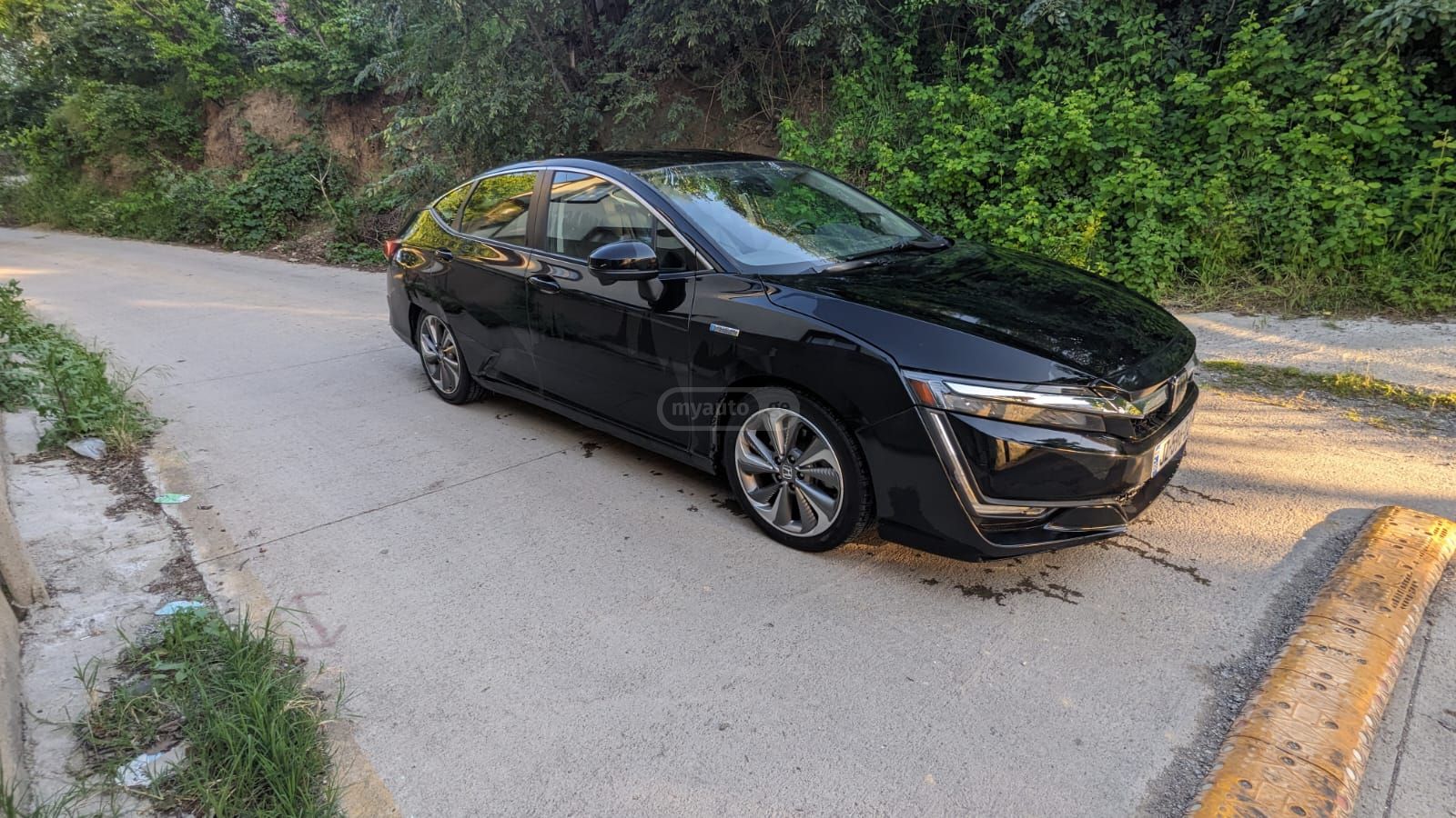 Honda Clarity 2018 — photo 2