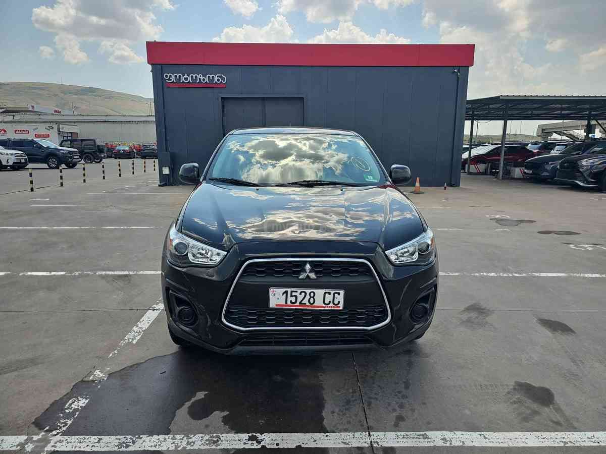 Mitsubishi Outlander 2015 — photo 2