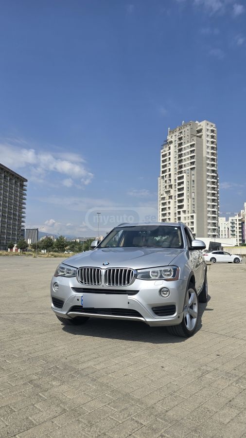 BMW X3 2016 — photo 2