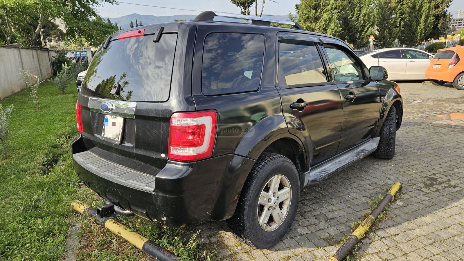 Ford Escape 2008 — photo 2