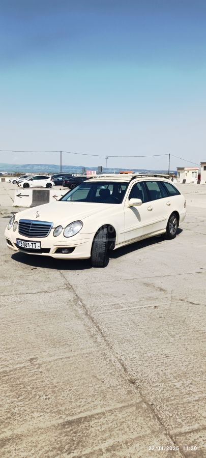 Mercedes-Benz E 220 2006 — photo 2