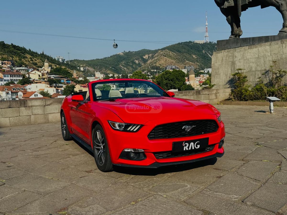 Ford Mustang 2017 — photo 2