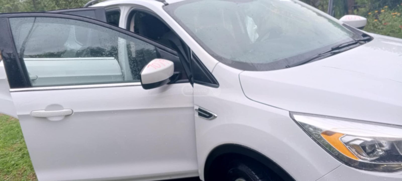 Ford Escape 2017 — photo 2