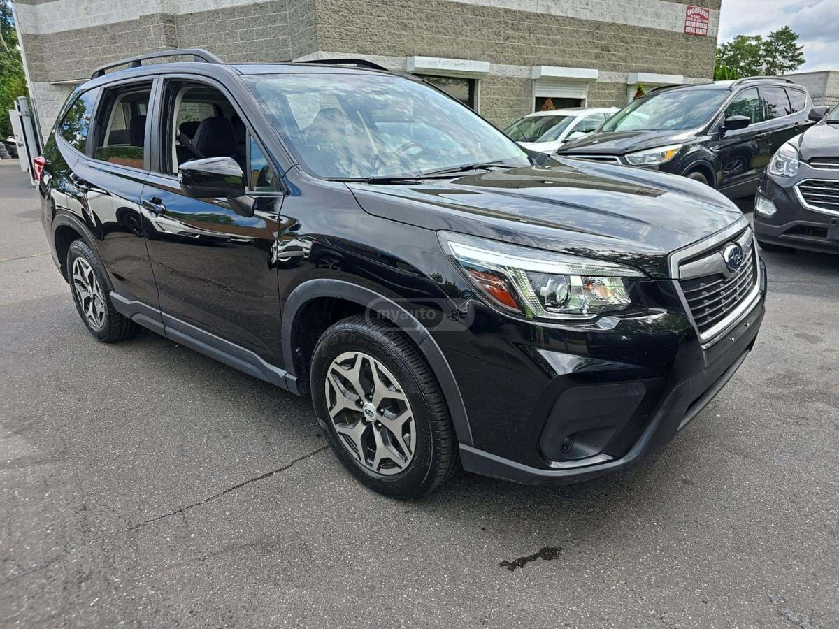 Subaru Forester 2019 — photo 2
