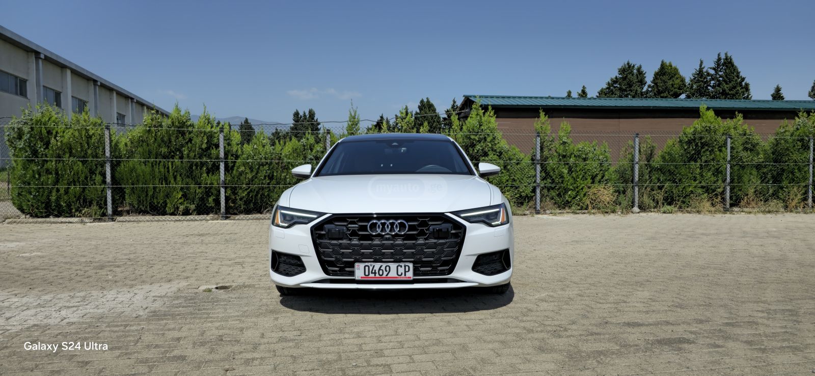 Audi A6 2023 — photo 2