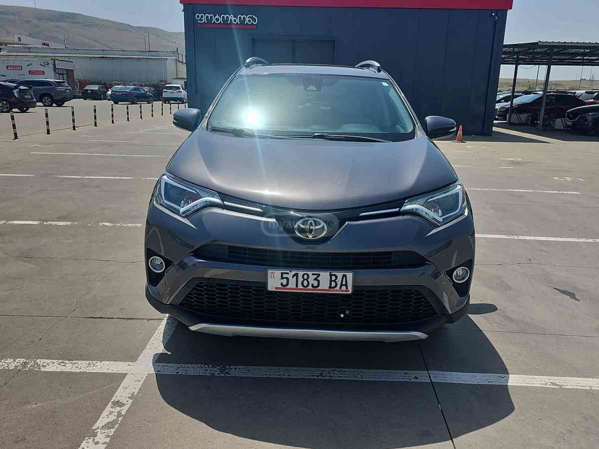 Toyota RAV4 2016 — photo 2