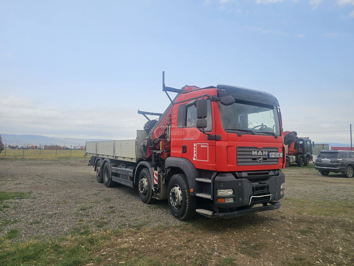 Isuzu TGA