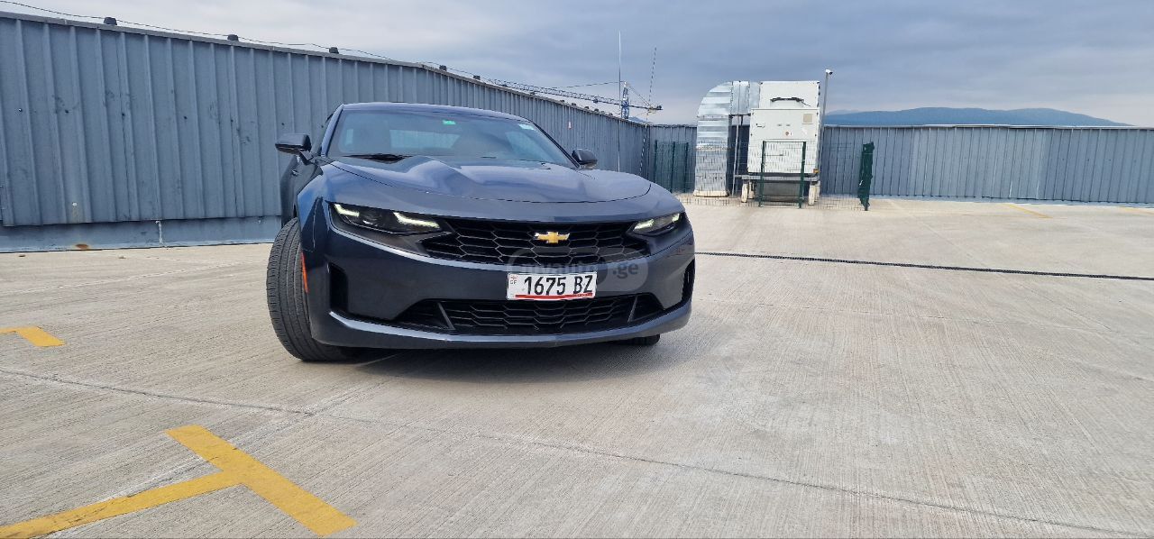 Chevrolet Camaro 2023 — photo 2