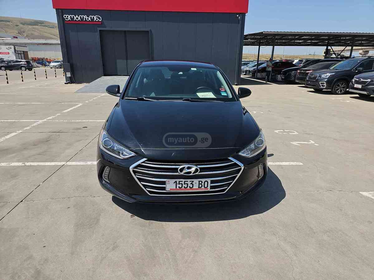 Hyundai Elantra 2018 — photo 2