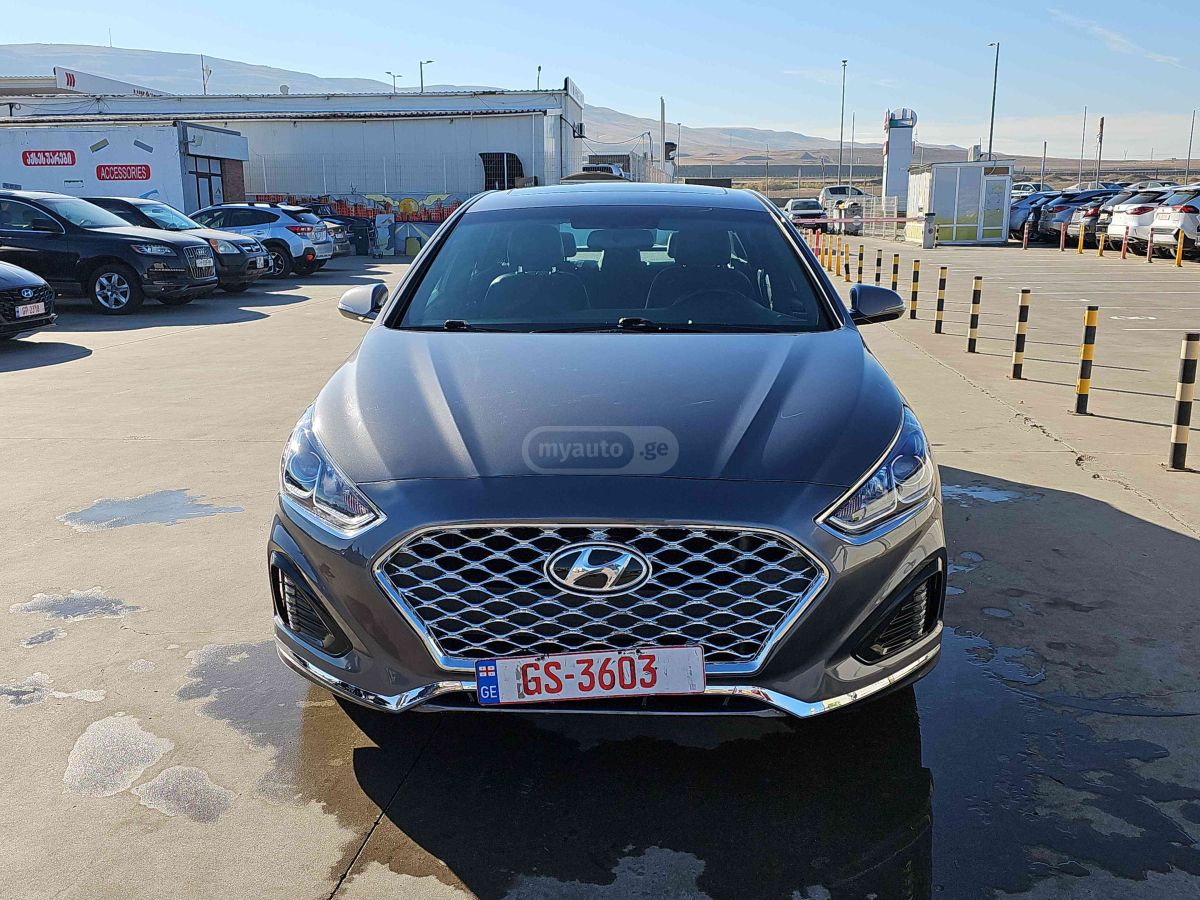 Hyundai Sonata 2018 — photo 2