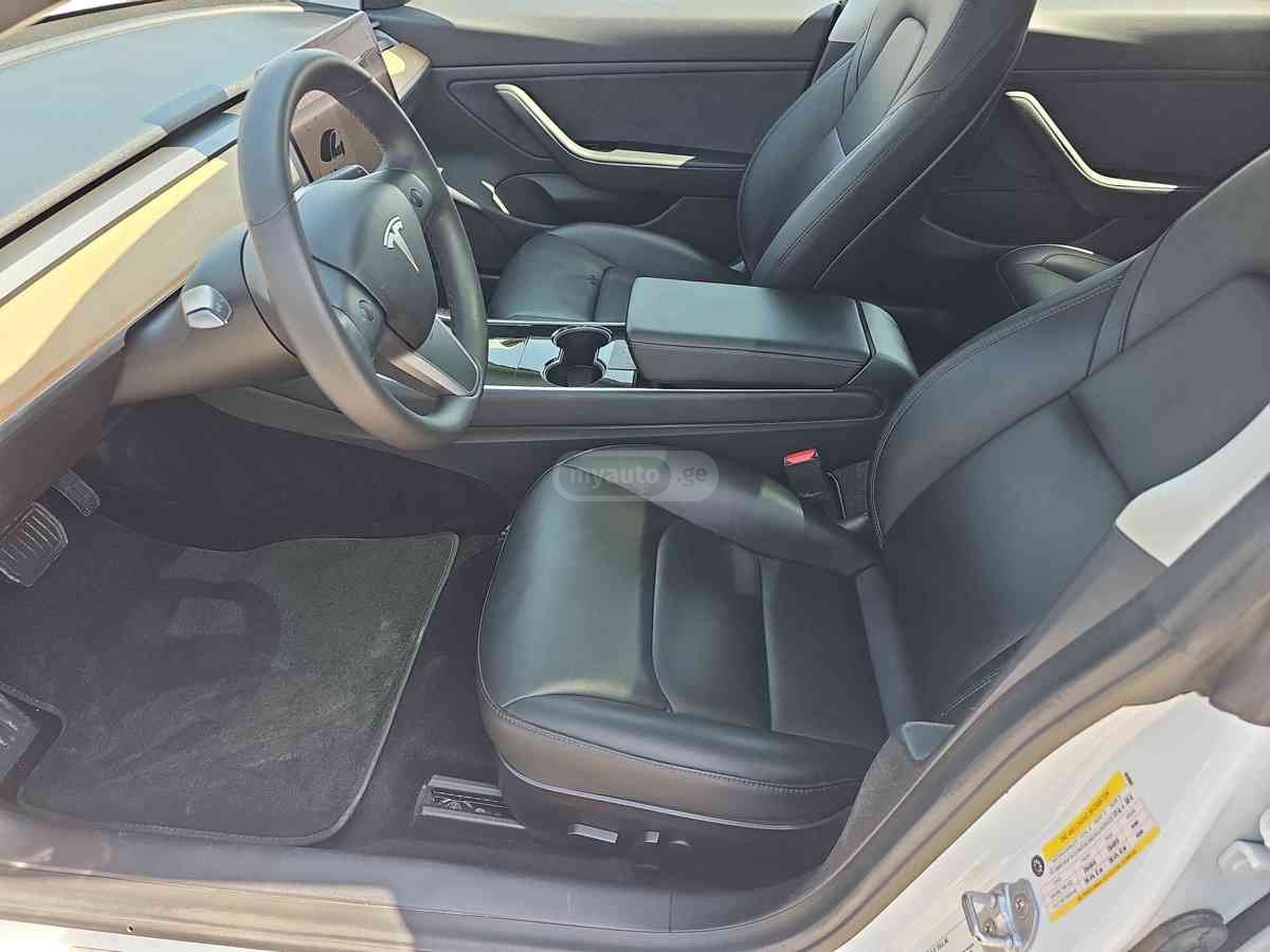Tesla Model 3 2019 — photo 2