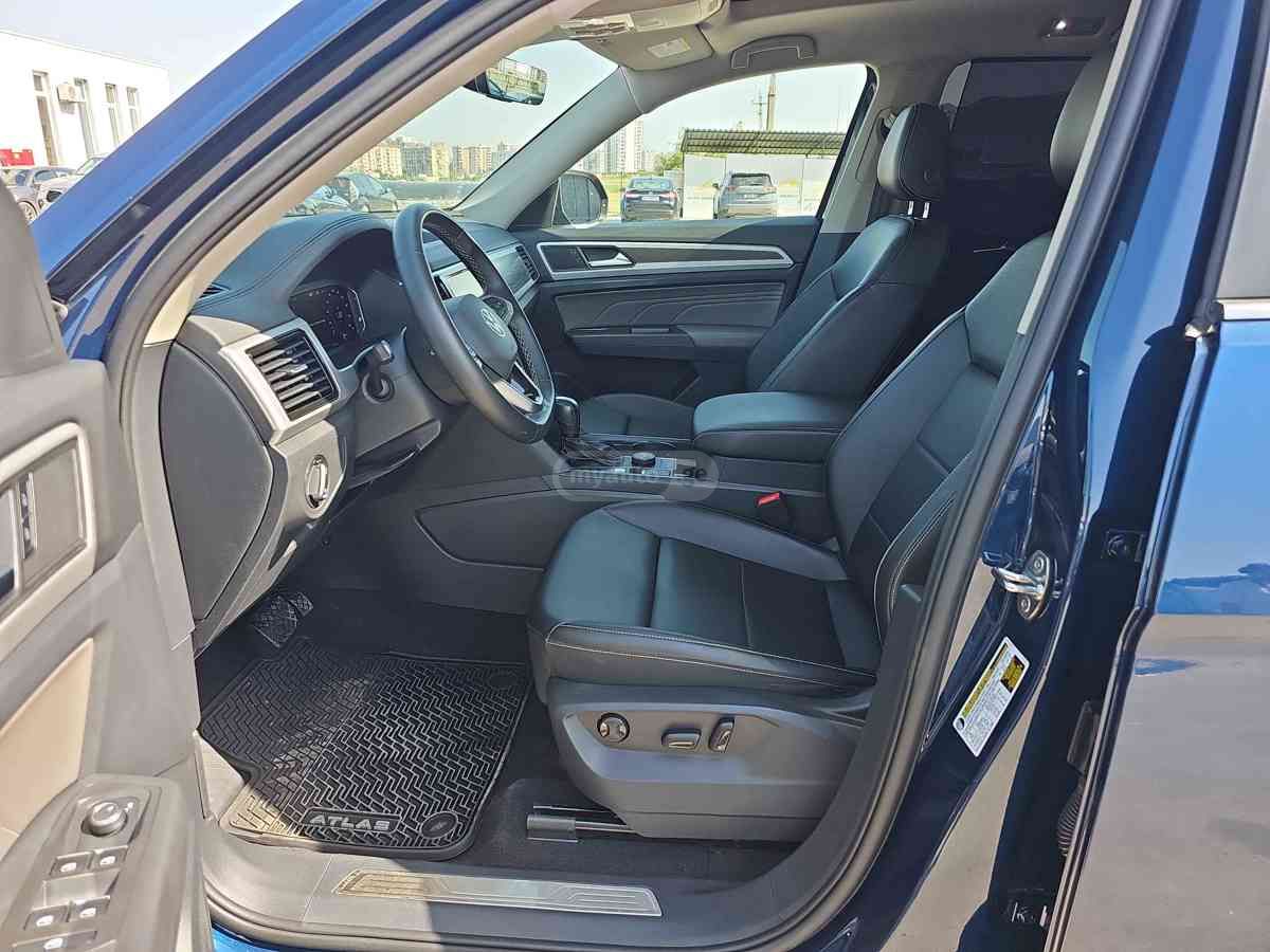 Volkswagen Atlas 2022 — photo 2