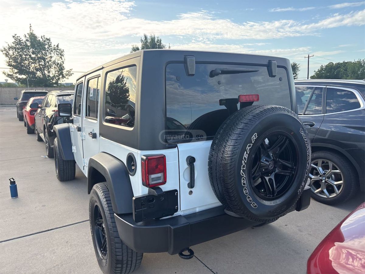 Jeep Wrangler 2018 — photo 2