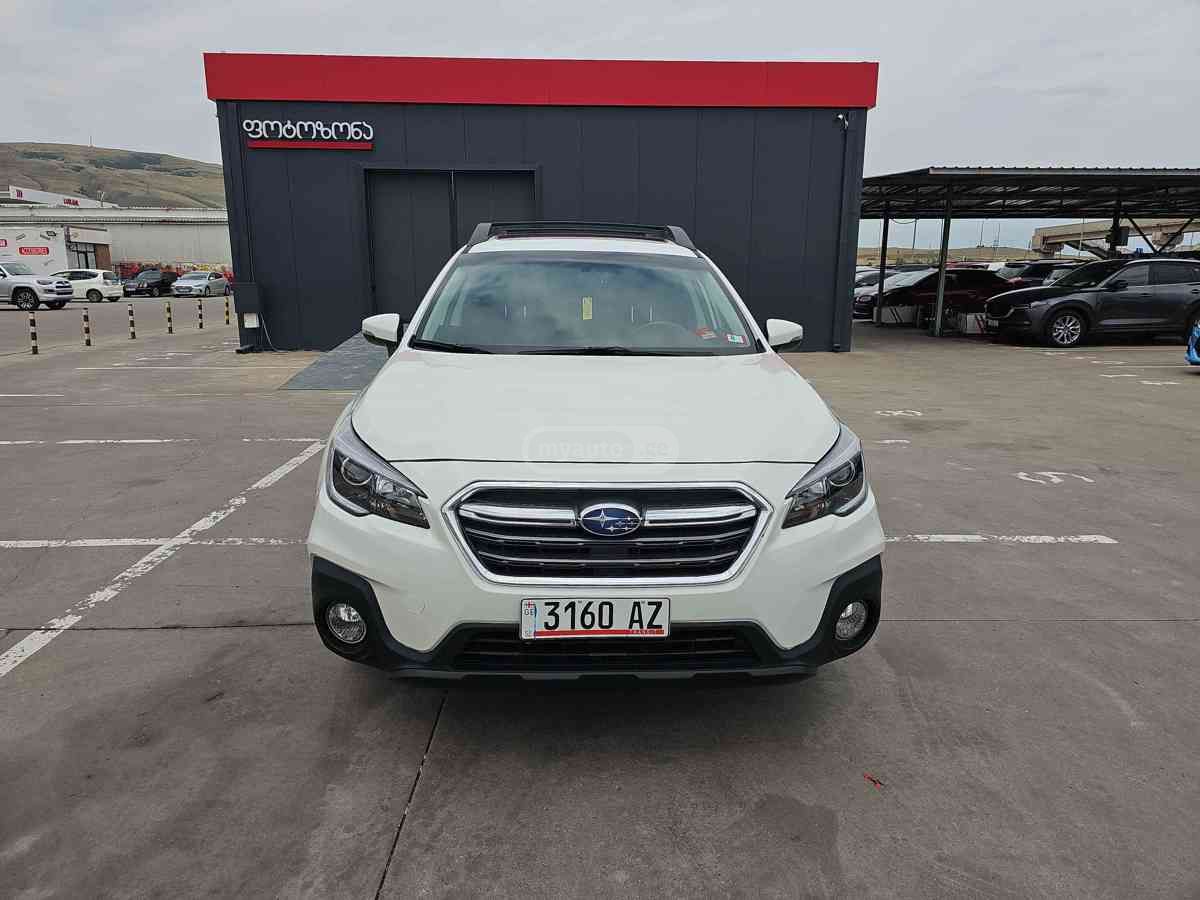 Subaru Outback 2018 — photo 2