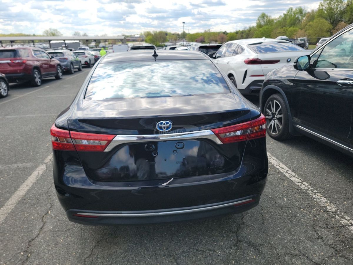 Toyota Avalon 2016 — photo 2