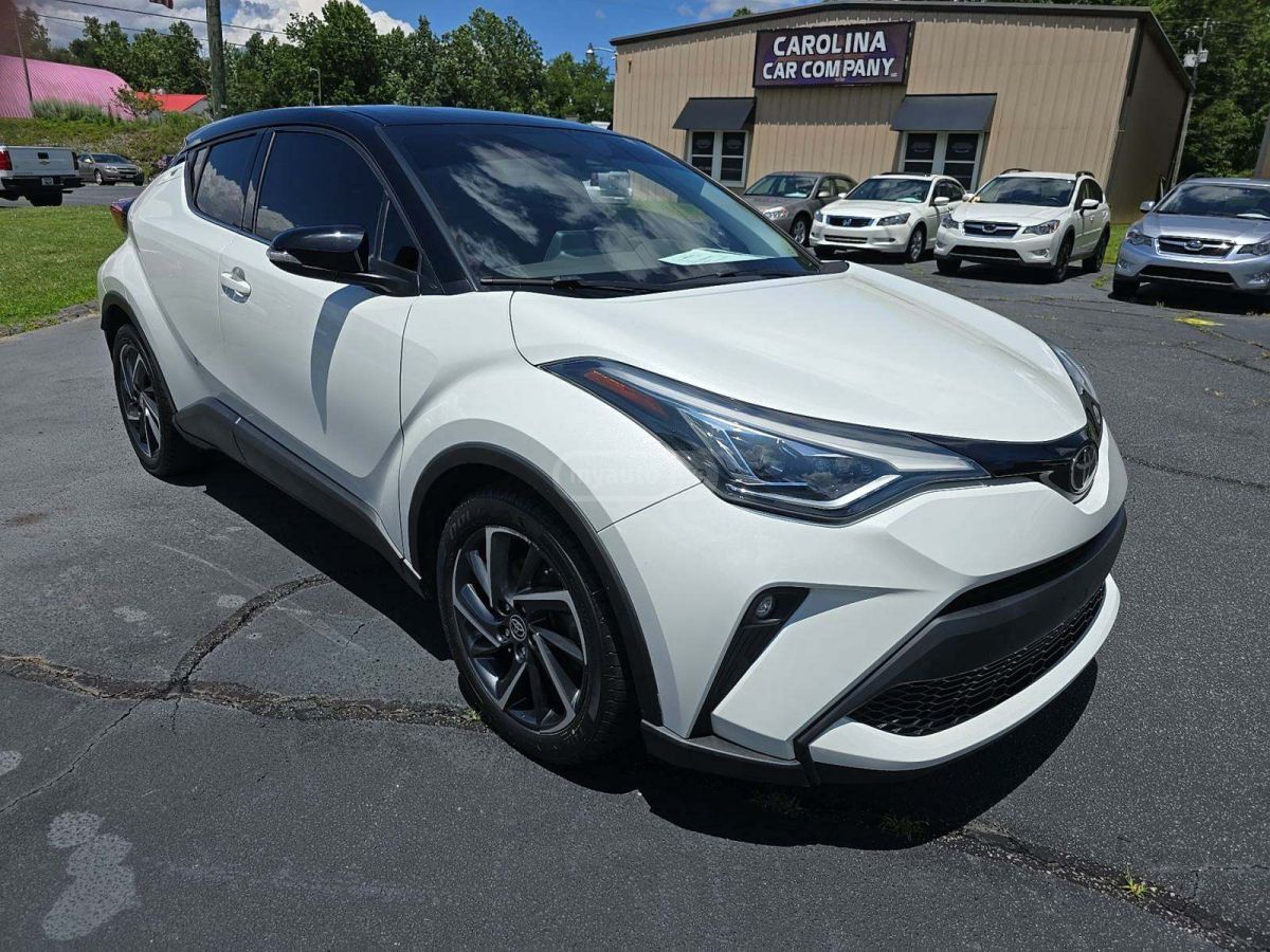 Toyota C-HR 2021 — photo 2