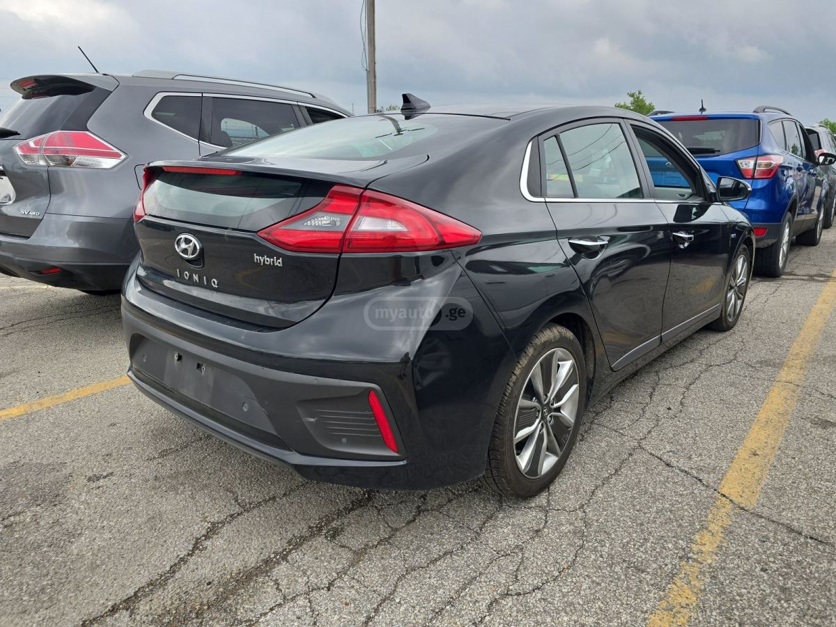 Hyundai Ioniq 2019 — photo 2