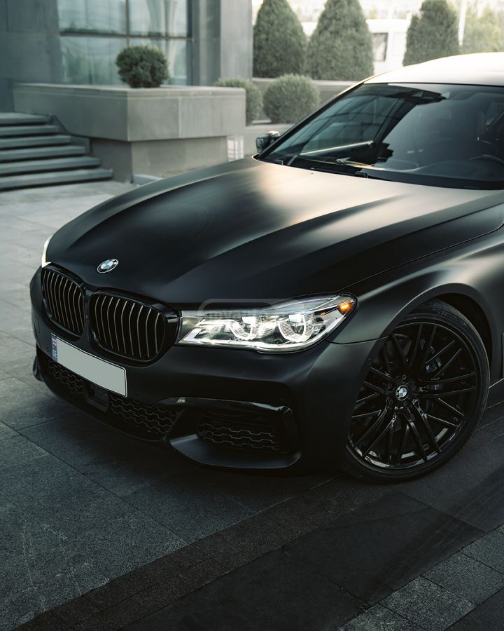 BMW 750 2020 — photo 2