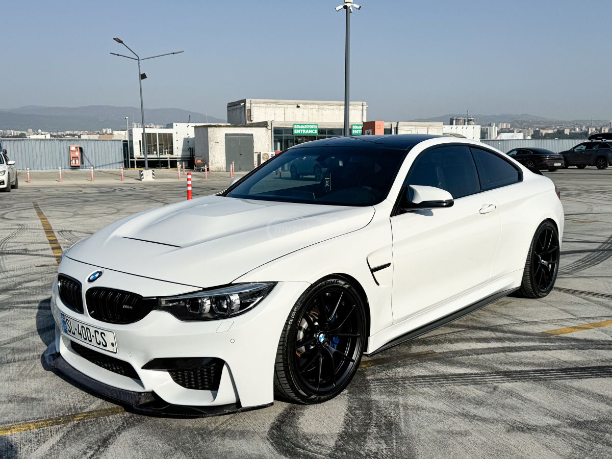 BMW M4 2018 — photo 2