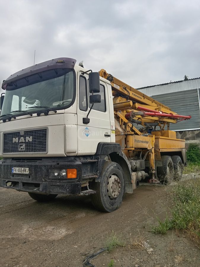 Isuzu TGA 1999 — photo 2