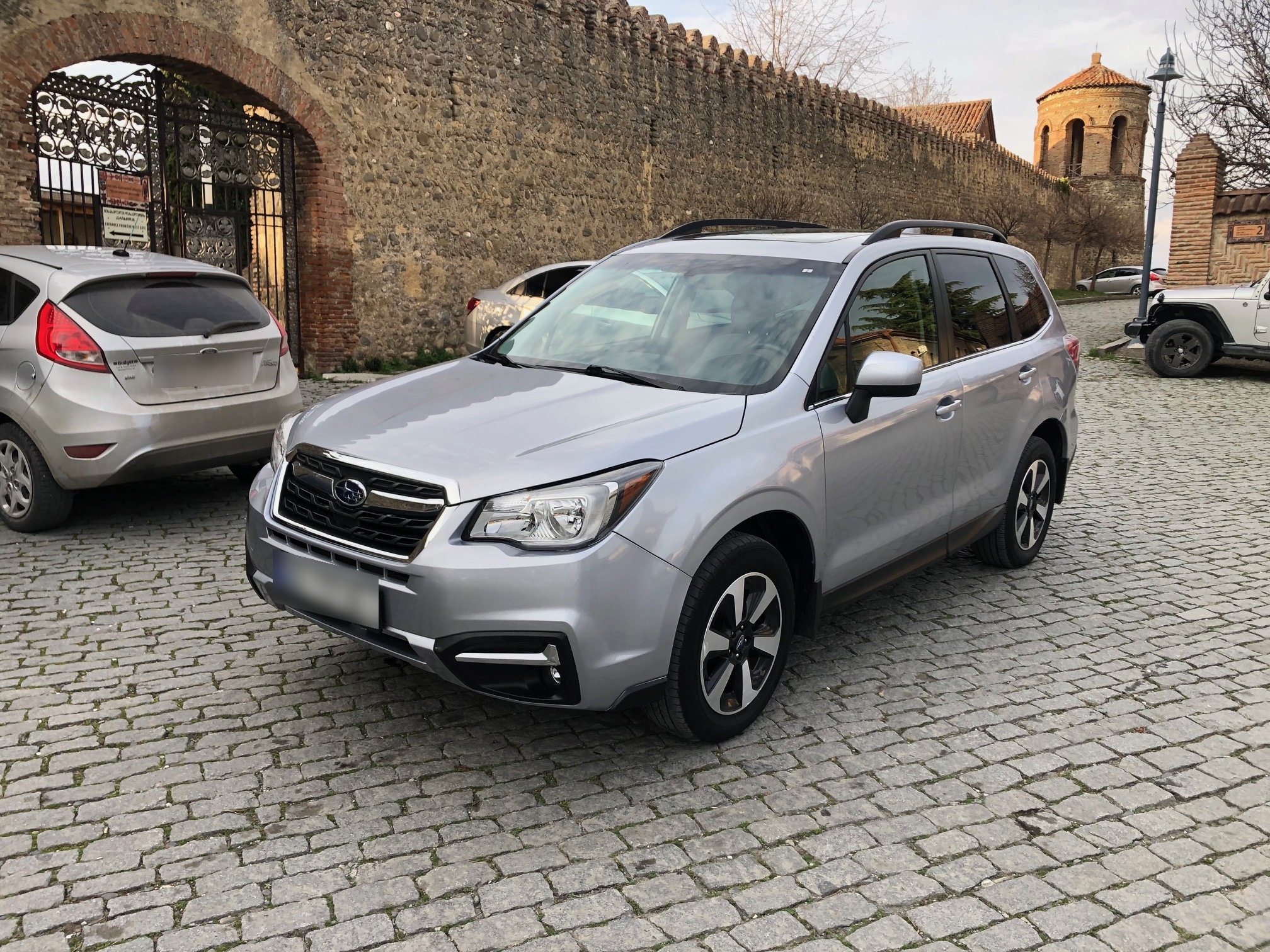 Subaru Forester 2016 — photo 2