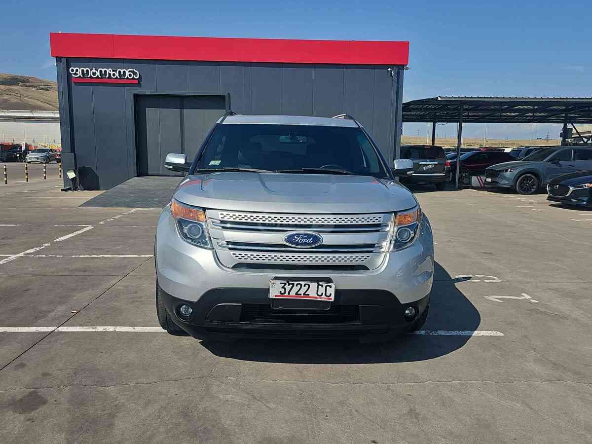 Ford Explorer 2015 — photo 2