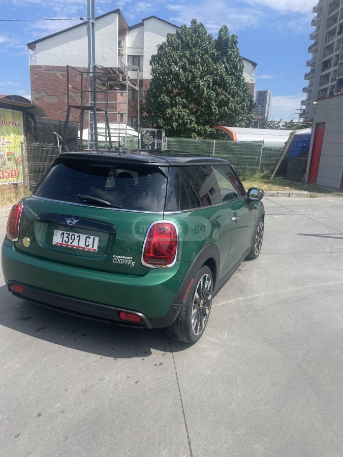 Mini Cooper 2022 — photo 2