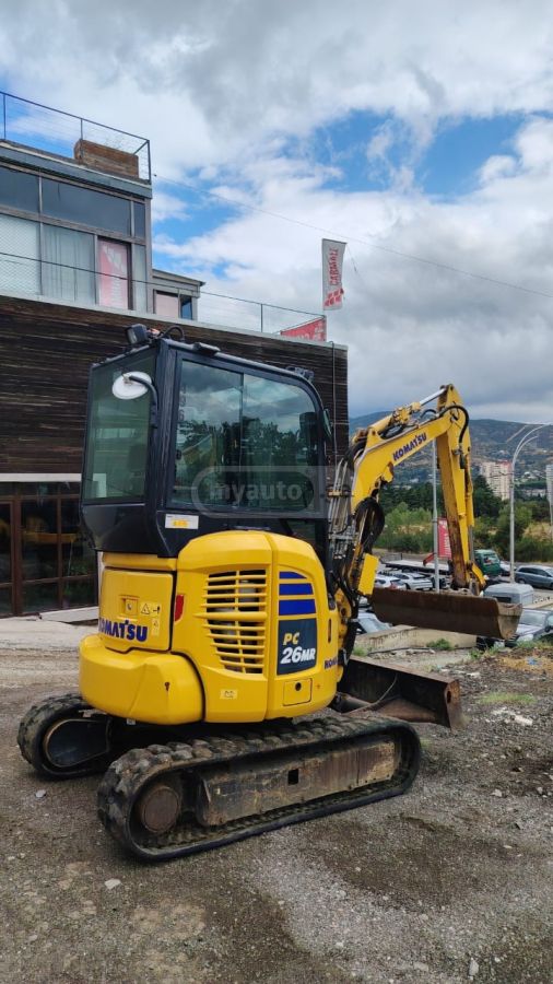 Hino PC30MR
