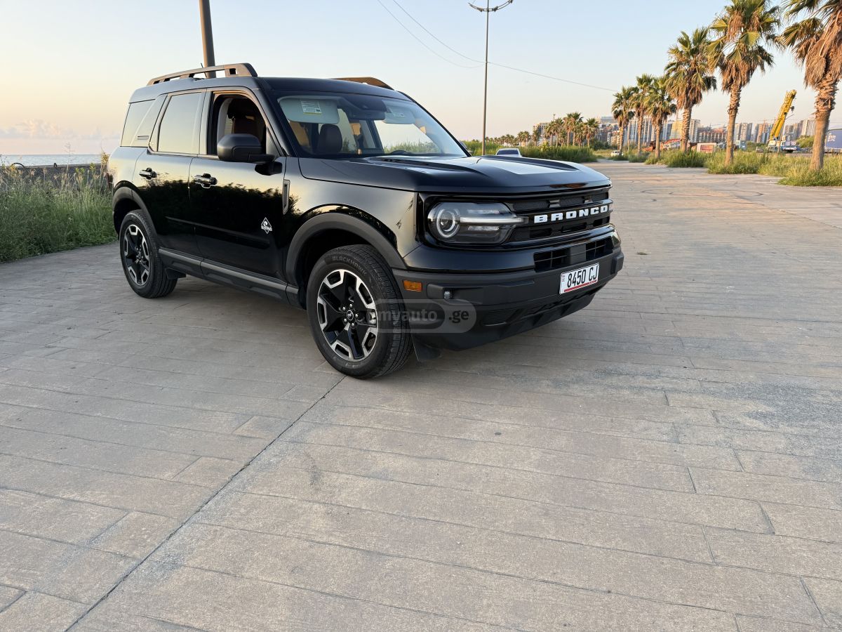 Ford Bronco Sport 2023 — photo 2