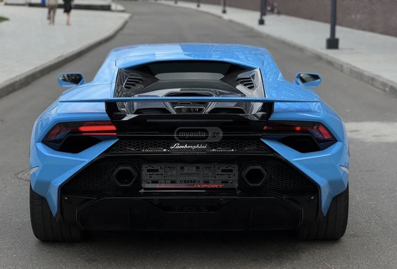 Lamborghini Huracan 2024 — photo 2