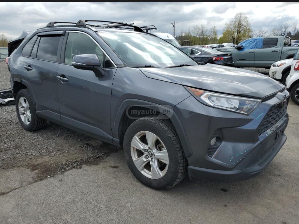 Toyota RAV4 2020 — photo 2