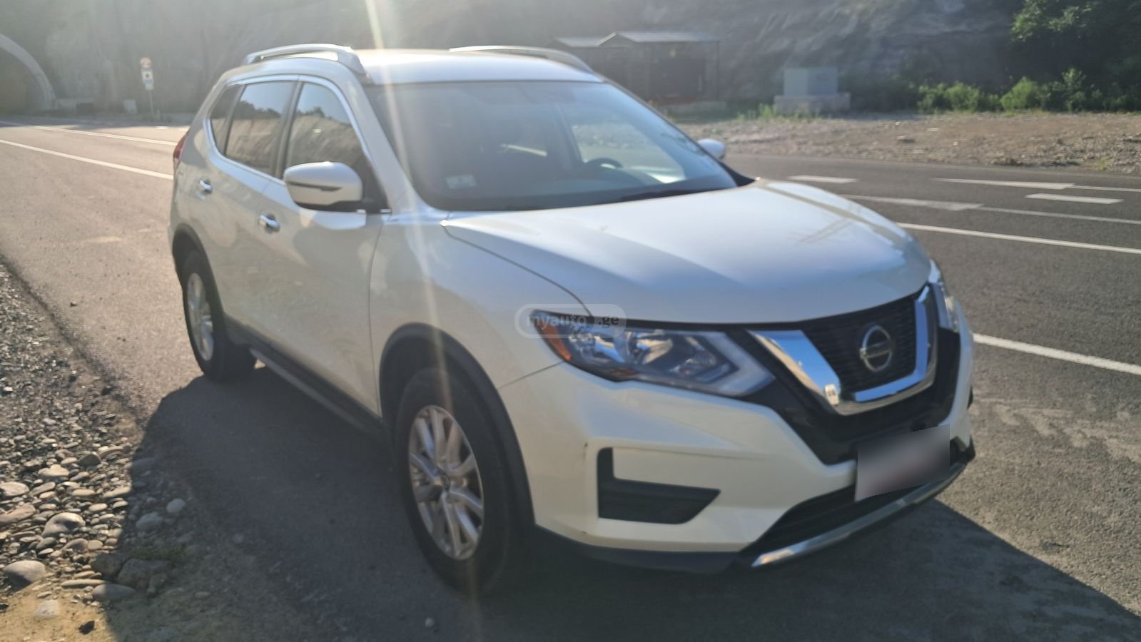 Nissan Rogue 2018 — photo 2