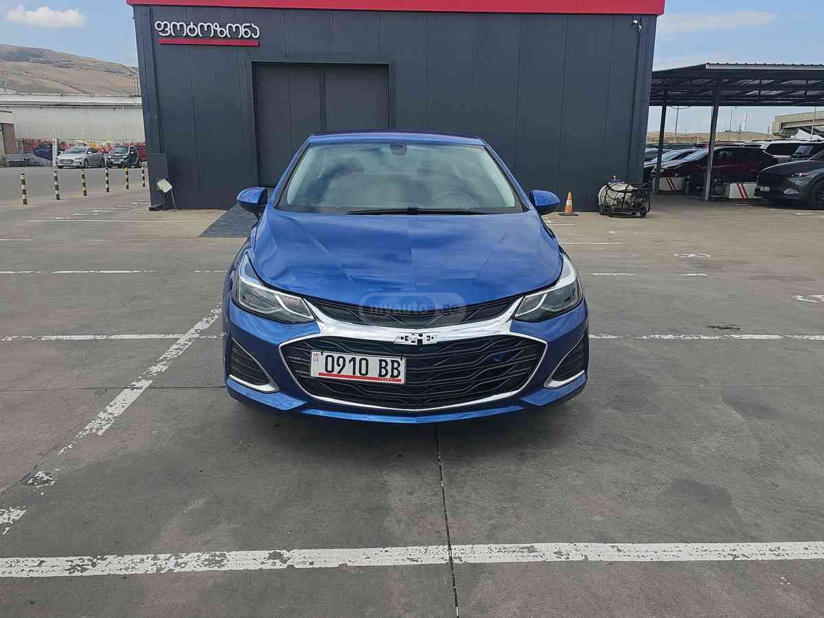 Chevrolet Cruze 2018 — photo 2