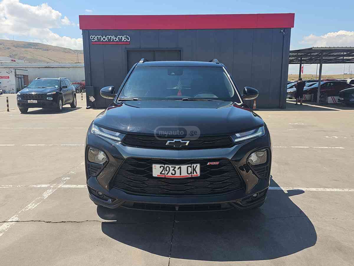 Chevrolet Trailblazer 2022 — photo 2