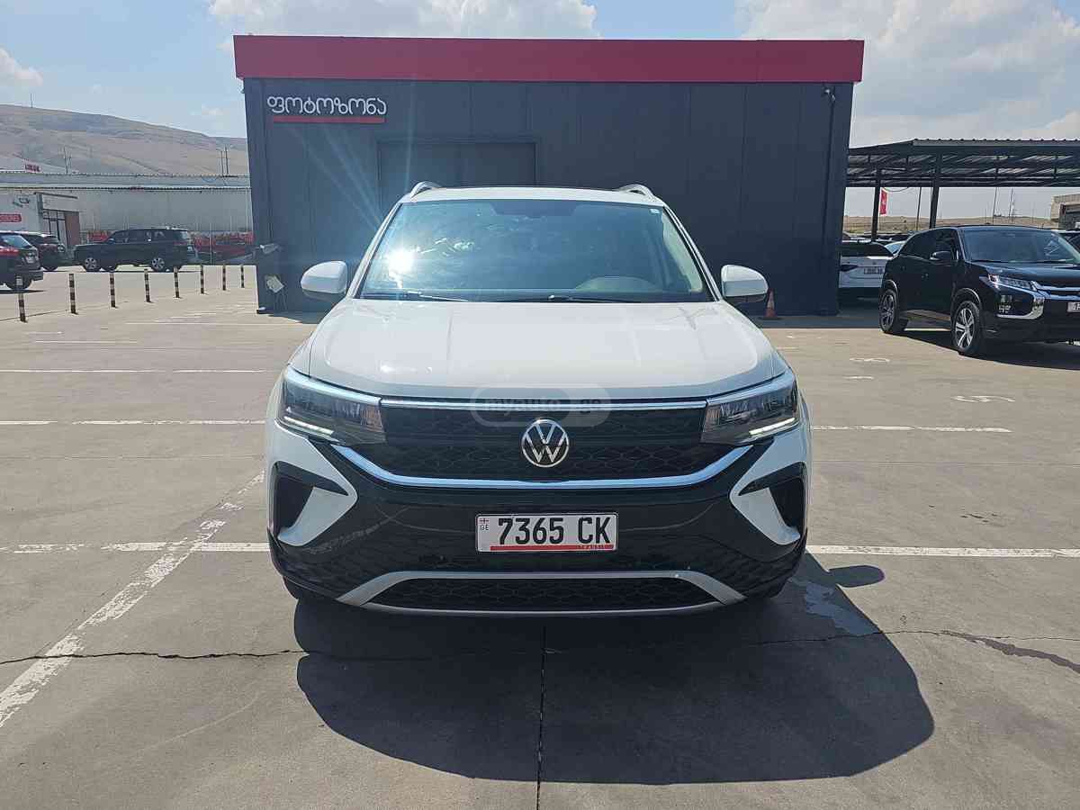 Volkswagen Tiguan 2022 — photo 2