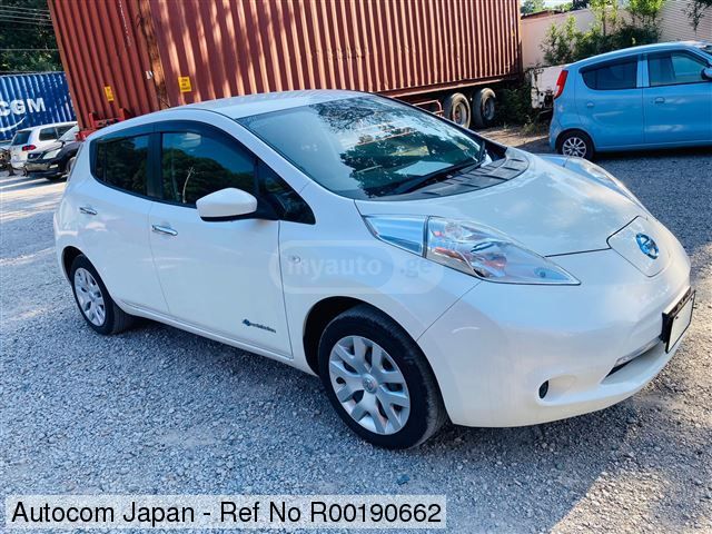 Nissan Leaf 2016 — photo 2