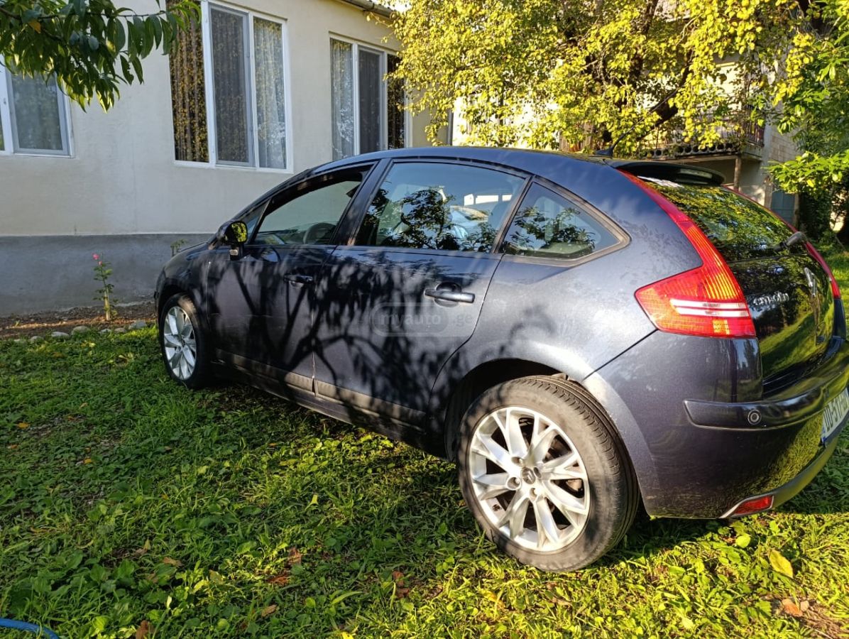 Citroen C4 2009 — photo 2