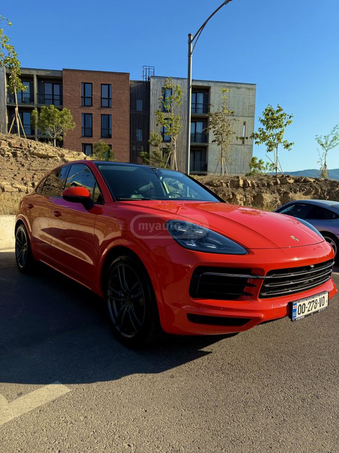Porsche Cayenne 2019 — photo 2