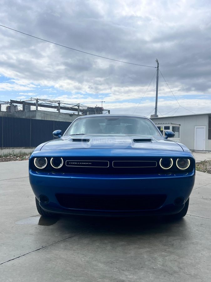 Dodge Challenger 2022 — photo 2