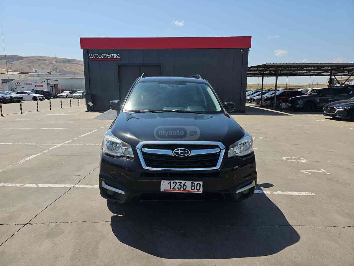 Subaru Forester 2018 — photo 2