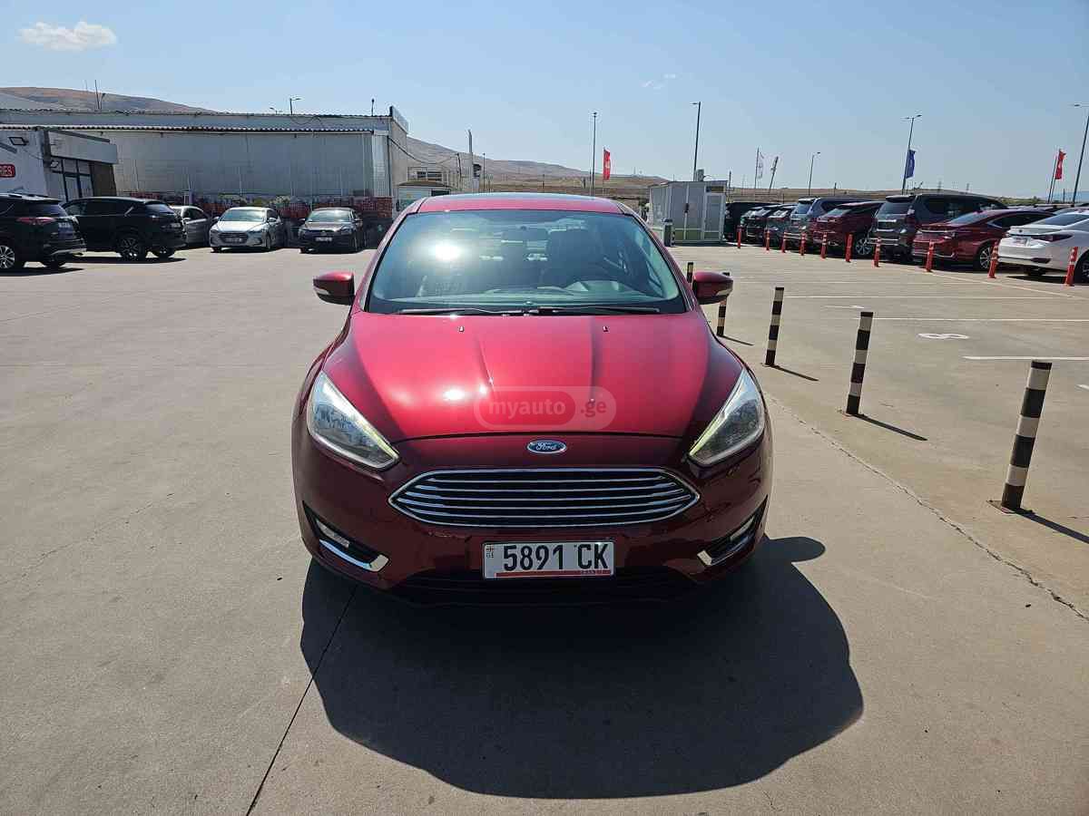 Ford Focus 2017 — photo 2