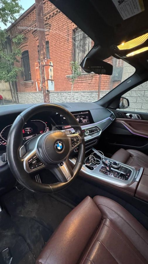 BMW X5 2019 — photo 2