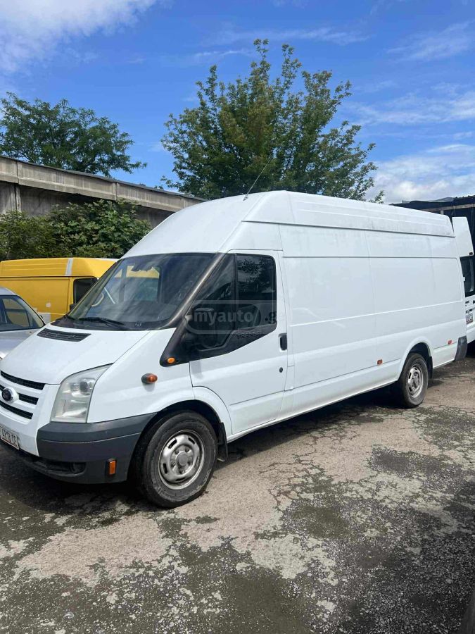 Ford Transit 2011 — photo 2