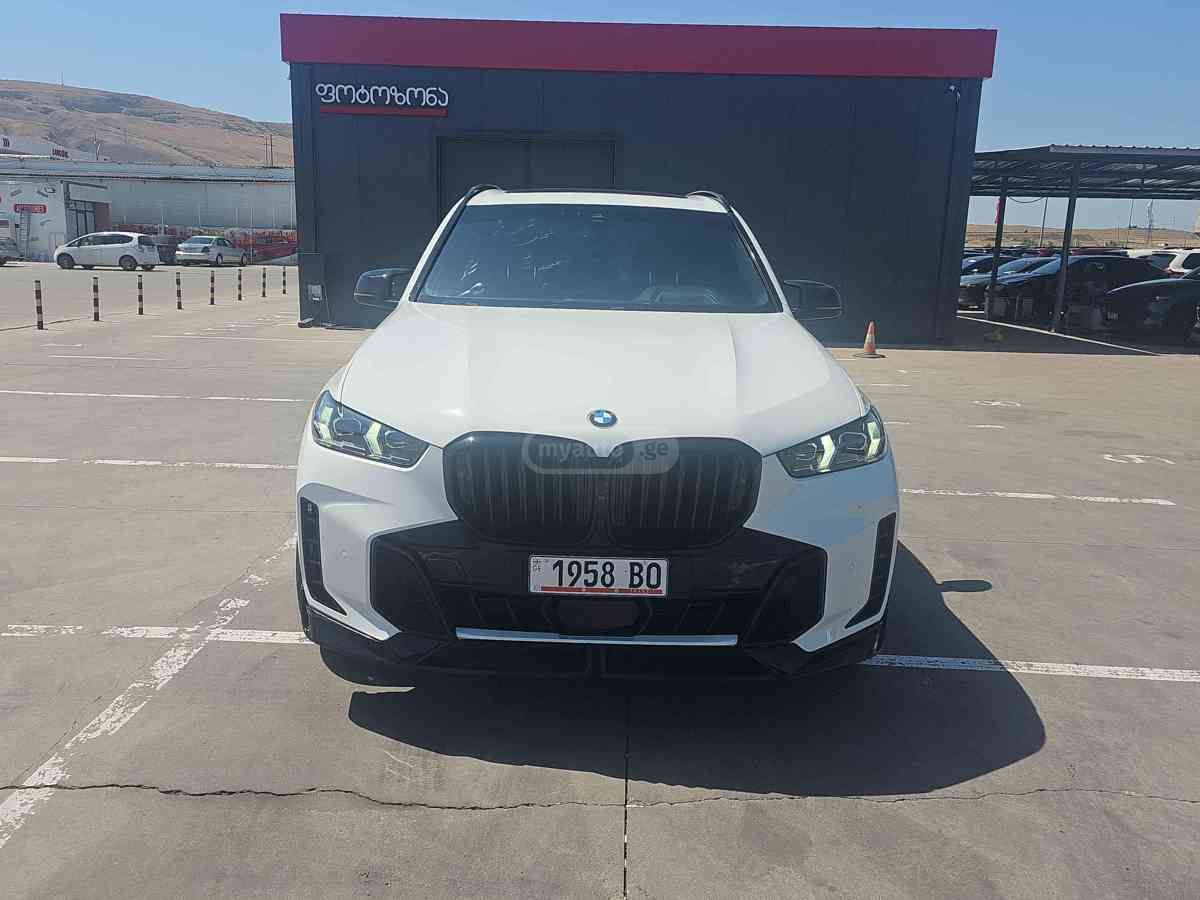 BMW X5 2019 — photo 2
