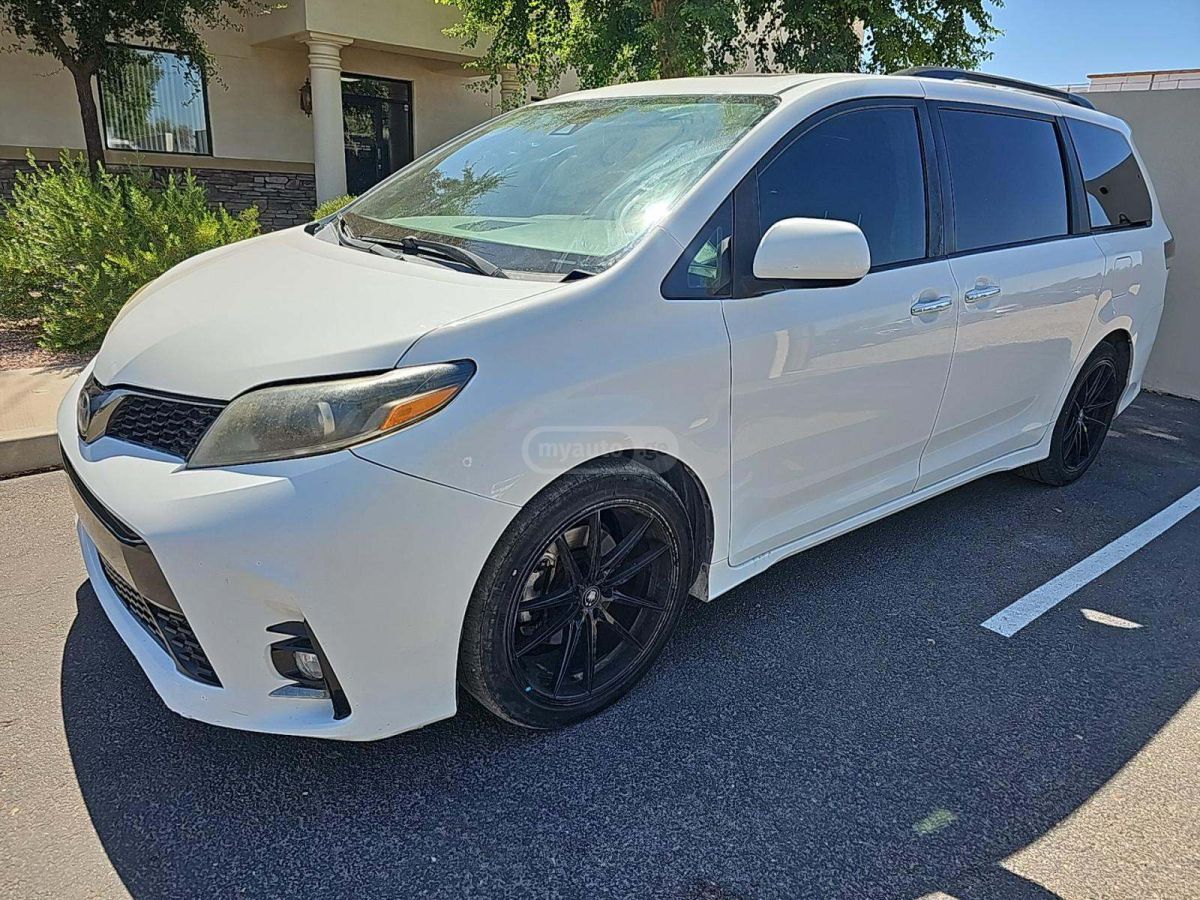 Toyota Sienna