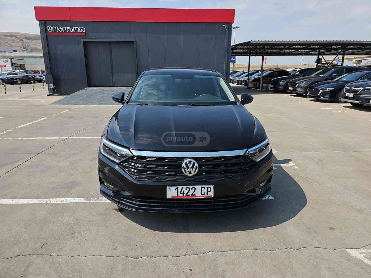 Volkswagen Jetta 2021 — photo 2