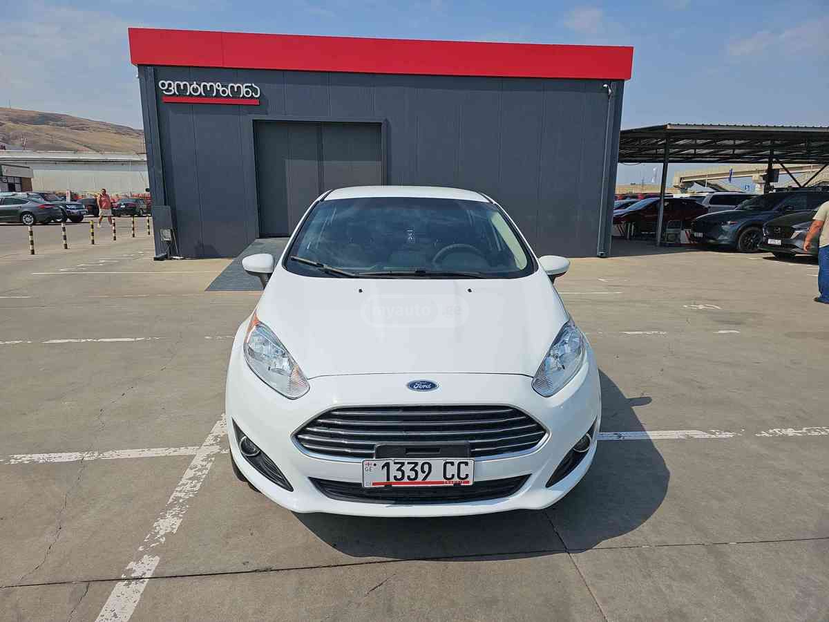 Ford Fiesta 2019 — photo 2