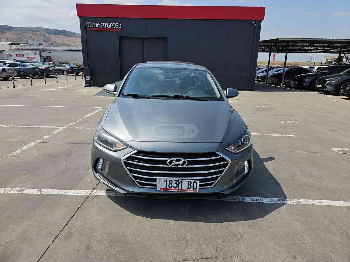 Hyundai Elantra 2017 — photo 2